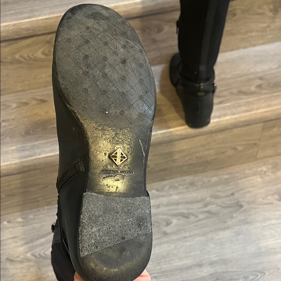 ANTONIO MELANI Elegant Black Over the Knee Boots - Picture 6 of 9